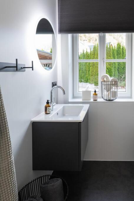 Basecamp Salzkammergut - Exklusives Apartment Mitten Im Salzkammergut Saint Wolfgang Eksteriør billede